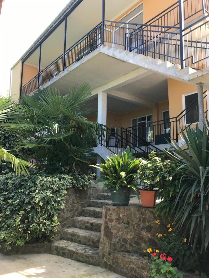 Feride Makhinjauri Exterior foto