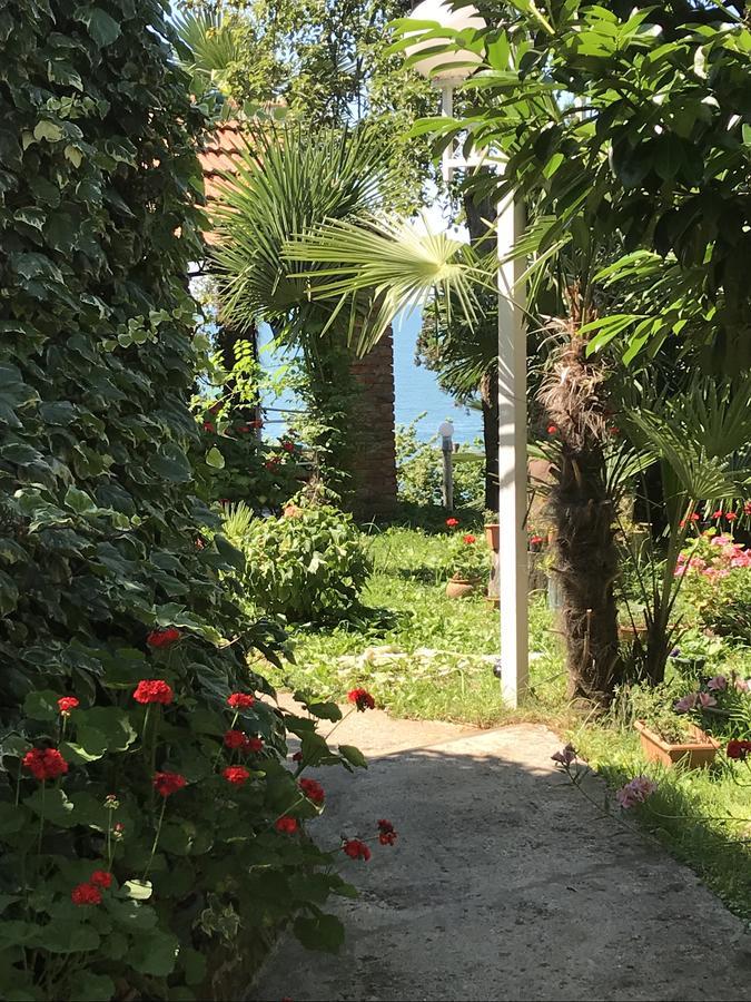 Feride Makhinjauri Exterior foto