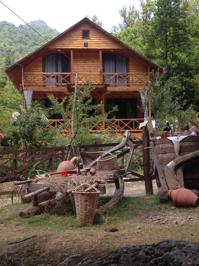 Feride Makhinjauri Exterior foto