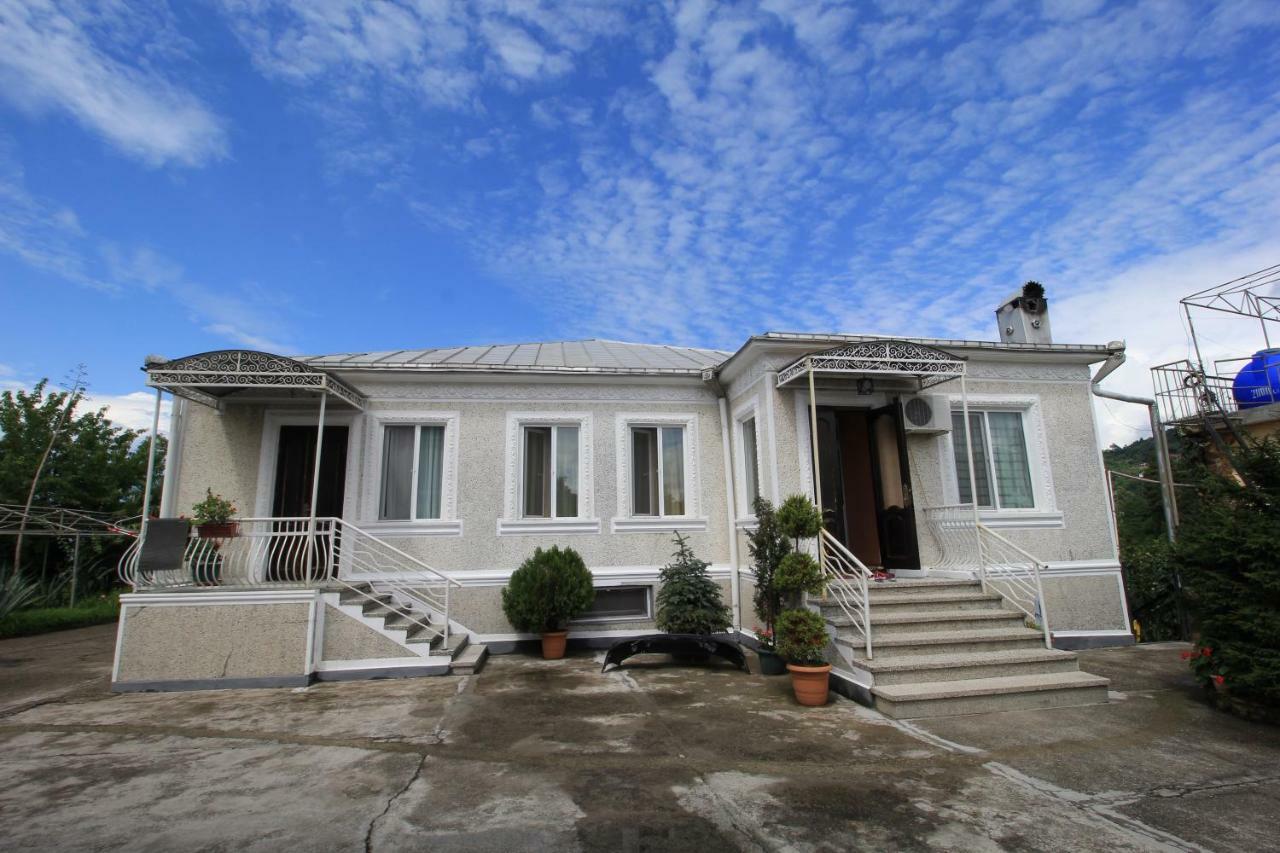 Feride Makhinjauri Exterior foto